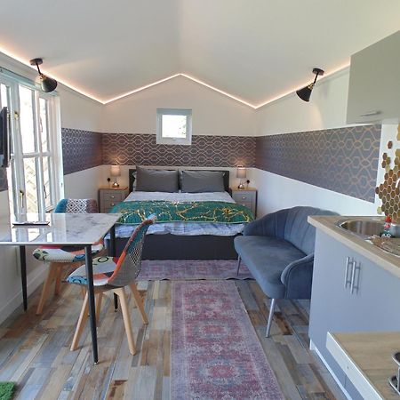 The Cabin Pakenham المظهر الخارجي الصورة