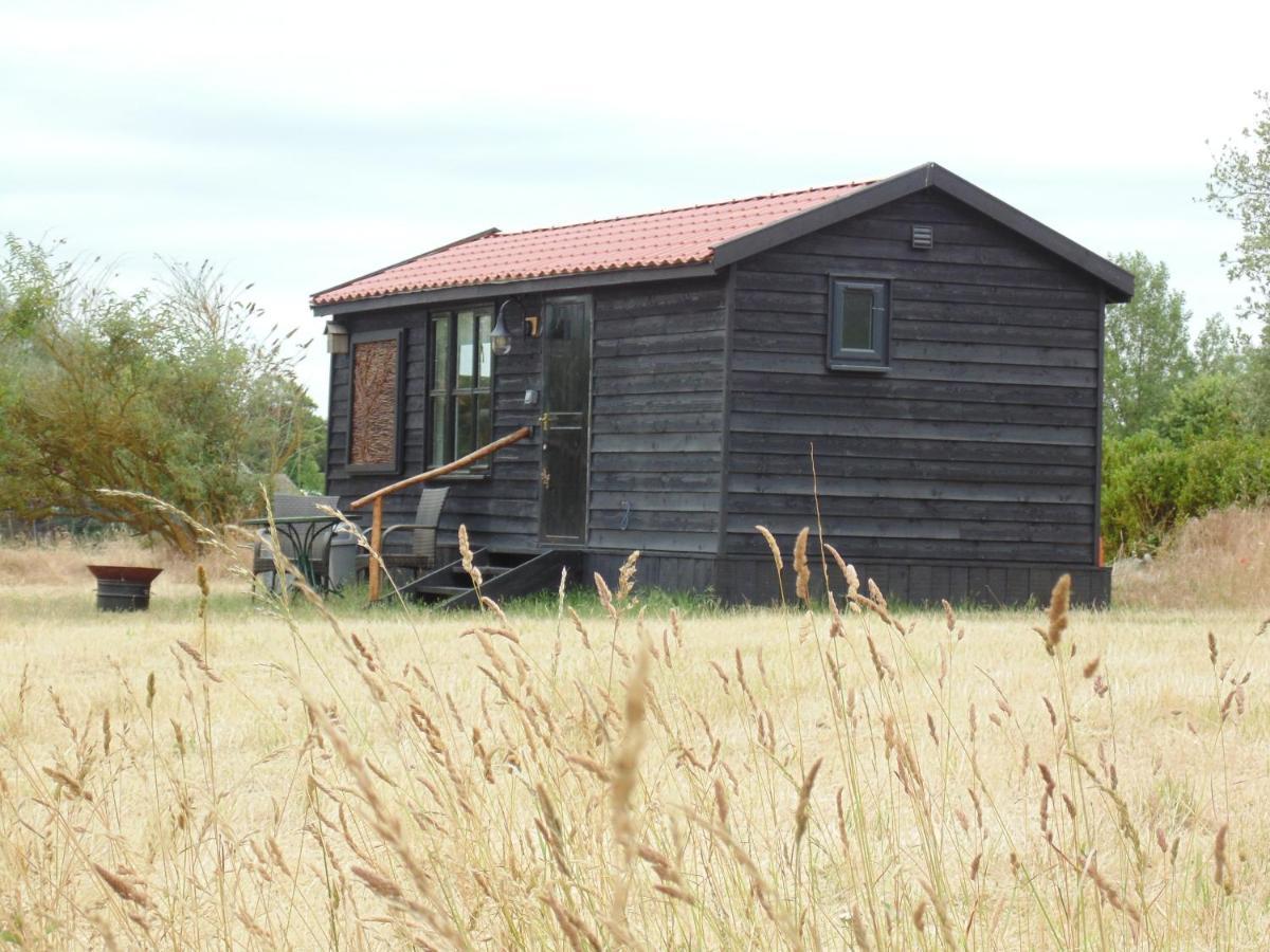 The Cabin Pakenham المظهر الخارجي الصورة